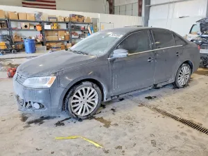 2013 VOLKSWAGEN JETTA