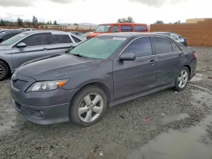 2011 TOYOTA CAMRY
