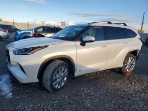 2024 TOYOTA HIGHLANDER