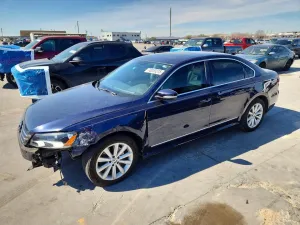 2013 VOLKSWAGEN PASSAT