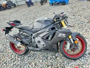 2026 SUZUKI GSXR750