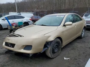 2011 TOYOTA CAMRY