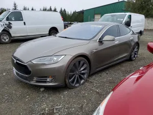 2015 TESLA MODEL S