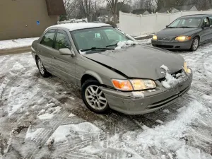 2000 TOYOTA CAMRY
