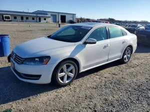 2013 VOLKSWAGEN PASSAT