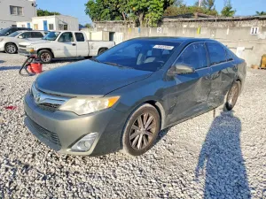 2014 TOYOTA CAMRY