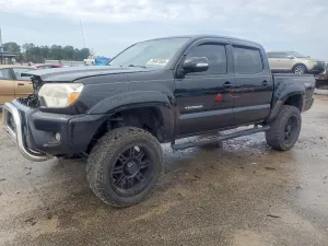 2015 TOYOTA TACOMA