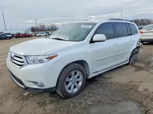 2013 TOYOTA HIGHLANDER