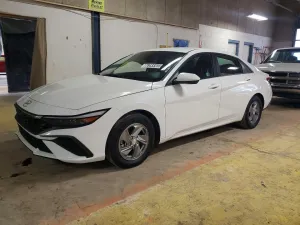 2024 HYUNDAI ELANTRA