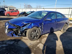2023 HYUNDAI ELANTRA
