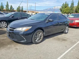 2017 TOYOTA CAMRY