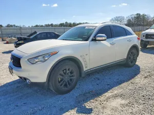 2017 INFINITY QX70