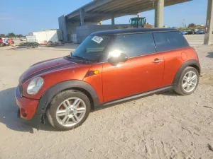 2013 MINI COOPER