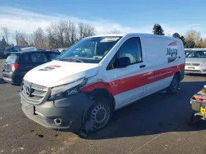 2020 MERCEDES BENZ METRIS