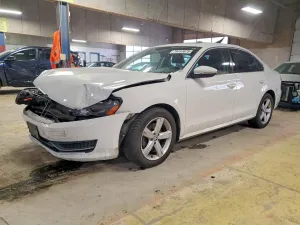 2012 VOLKSWAGEN PASSAT