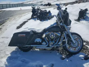 2012 HARLEY DAVIDSON FL