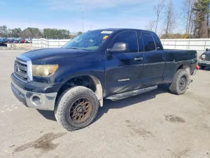 2011 TOYOTA TUNDRA