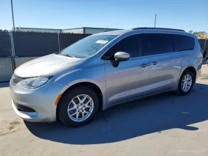 2020 CHRYSLER MINIVAN