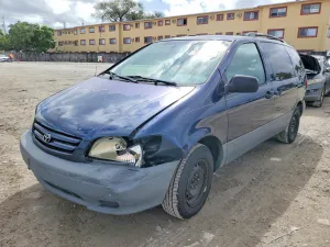 2003 TOYOTA SIENNA