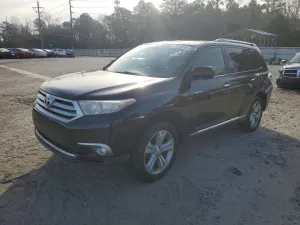 2013 TOYOTA HIGHLANDER