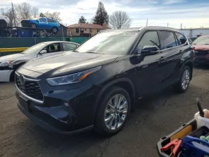 2021 TOYOTA HIGHLANDER