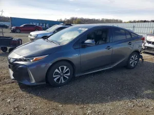 2019 TOYOTA PRIUS