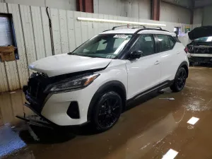 2021 NISSAN KICKS