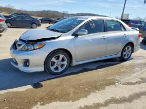 2013 TOYOTA COROLLA