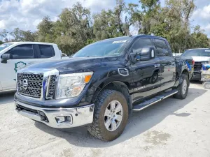 2017 NISSAN TITAN