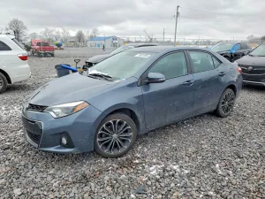 2016 TOYOTA COROLLA