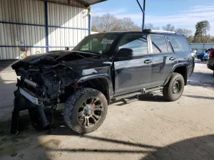 2018 TOYOTA 4R SR5/PRM