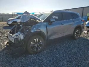 2020 TOYOTA HIGHLANDER