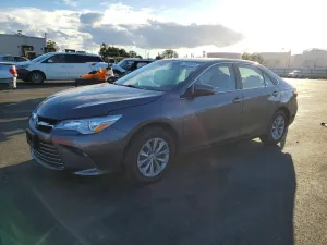 2017 TOYOTA CAMRY