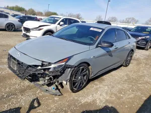 2022 HYUNDAI ELANTRA