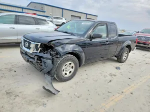 2015 NISSAN FRONTIER
