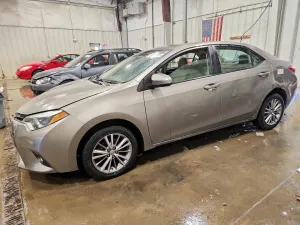 2015 TOYOTA COROLLA