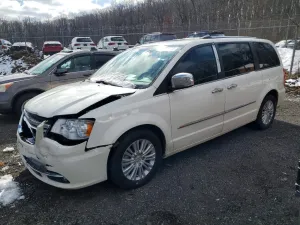 2012 CHRYSLER TOWN & COUNTRY