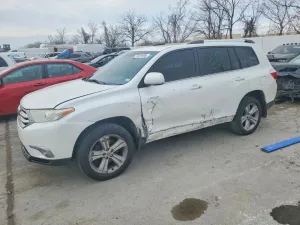 2013 TOYOTA HIGHLANDER