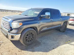 2017 TOYOTA TUNDRA