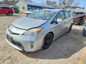 2015 TOYOTA PRIUS