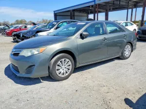 2013 TOYOTA CAMRY