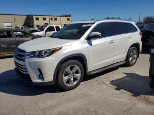 2017 TOYOTA HIGHLANDER