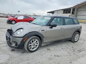 2017 MINI COOPER