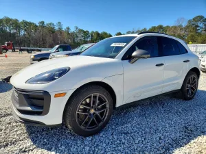 2023 PORSCHE MACAN BASE