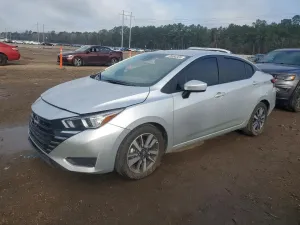 2023 NISSAN VERSA