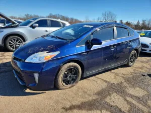 2015 TOYOTA PRIUS