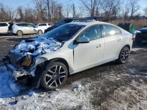 2017 VOLVO S60