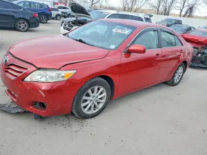 2011 TOYOTA CAMRY