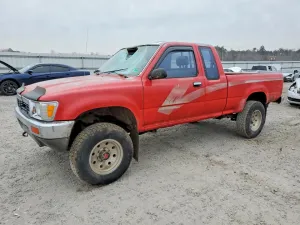 TOYOTA PICKUP