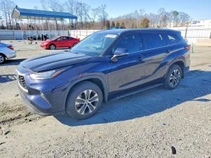 2020 TOYOTA HIGHLANDER